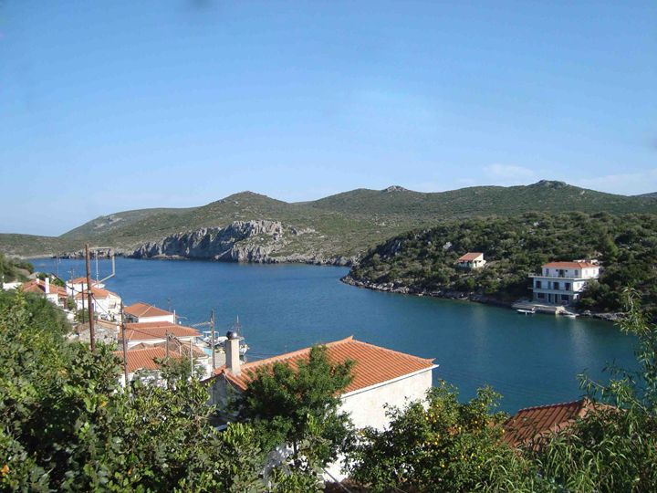 Το λιμάνι του Γέρακα - Μονεμβασιά - Χρυσόβουλο 5